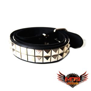 Cinturón de cuero negro con 2 hileras de tachas C12